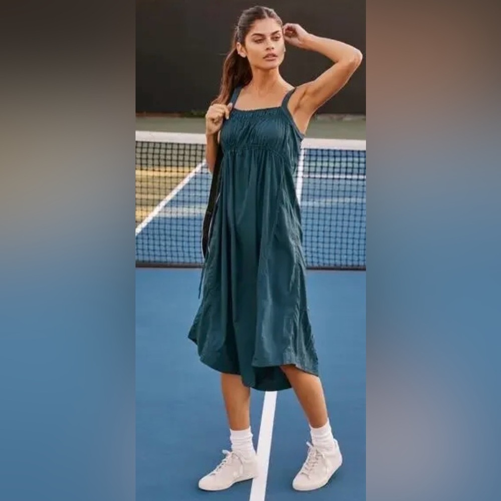 NWT Daily Practice by Anthropologie Keeseville Sleeveless
Smocked Dress Medium